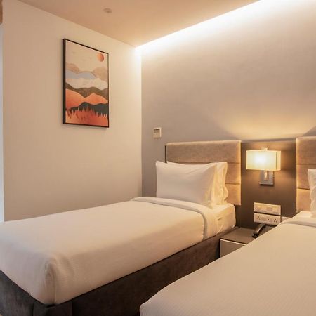 Northway Hotel Višákhapatnam Exteriér fotografie
